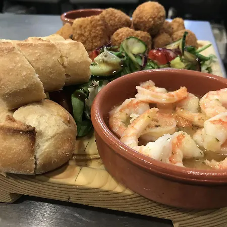 The Miners Arms بيت ريفي ألستون